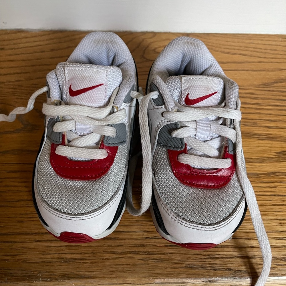 Nike Air Max size 7